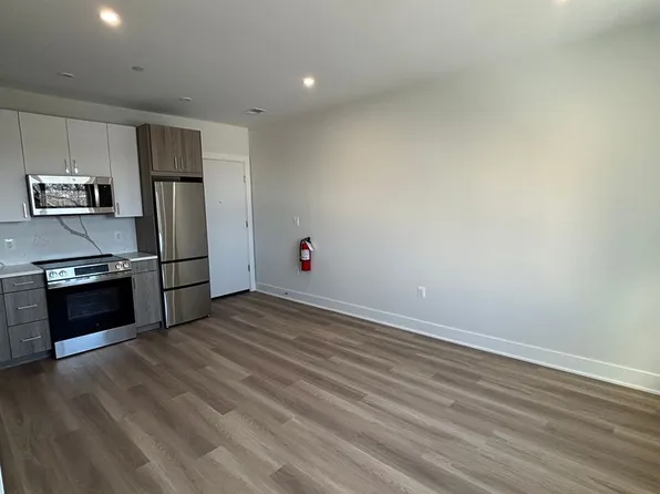 3209 Georgia Ave NW, Washington, DC 20010