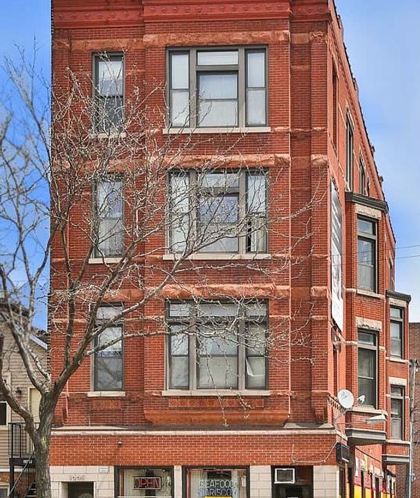 1st image of 1003 N Ashland Ave APT 2R