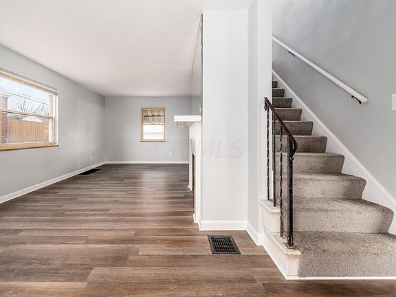 4th image of 533 Nashoba Ave