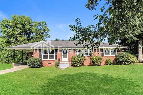 12 Fairway Dr Photo 1