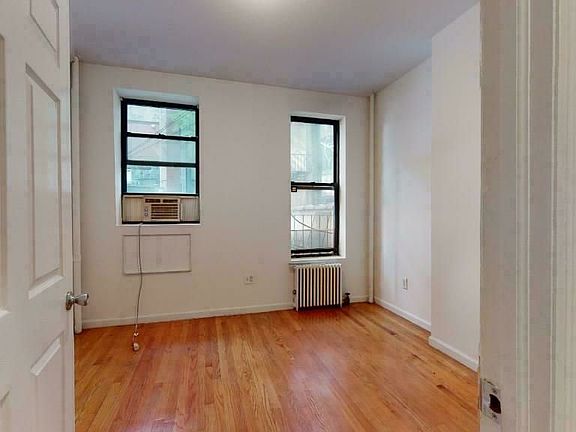 5th image of 1492 1st Ave APT 2S