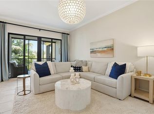 975 Sandpiper St #A-202, Naples, FL 34102