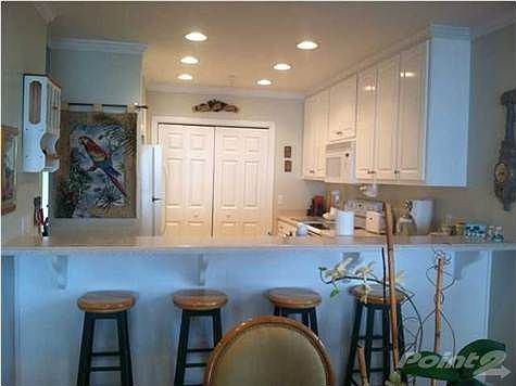 Breakfast Bar-Kitchen