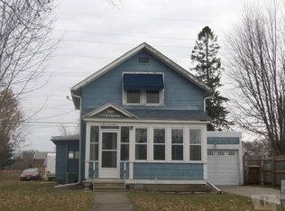417 Park St, Grinnell, IA 50112