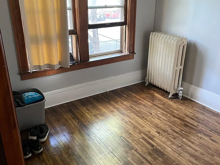 2518 Dupont Ave S #3 — Photo 12
