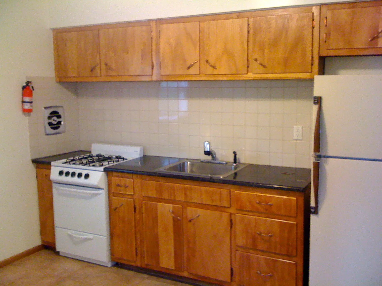 1 bed, 600 sqft, $1,600 — Photo 2