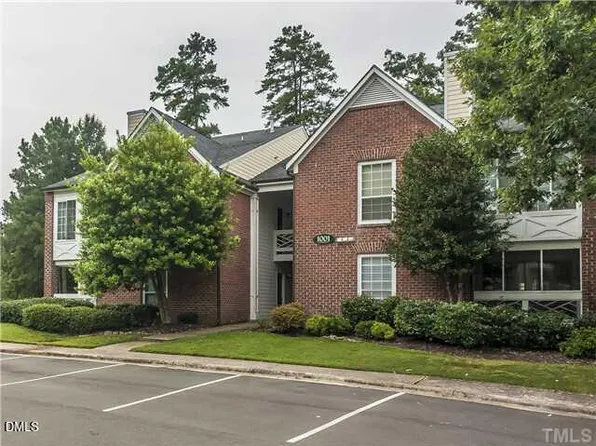 1001 Kingswood Dr, Chapel Hill, NC 27517