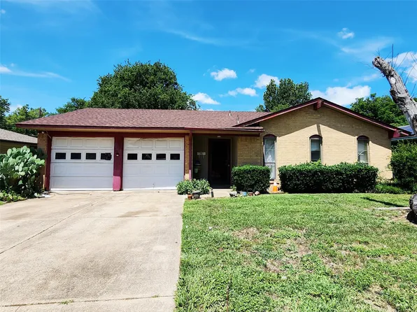327 Teakwood Dr, Mesquite, TX 75149