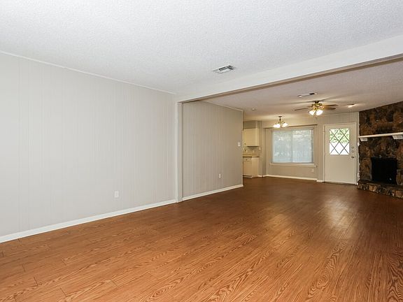 5th image of 1307 Columbine Ct