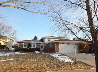 4331 Scott St, Oak Forest, IL 60452