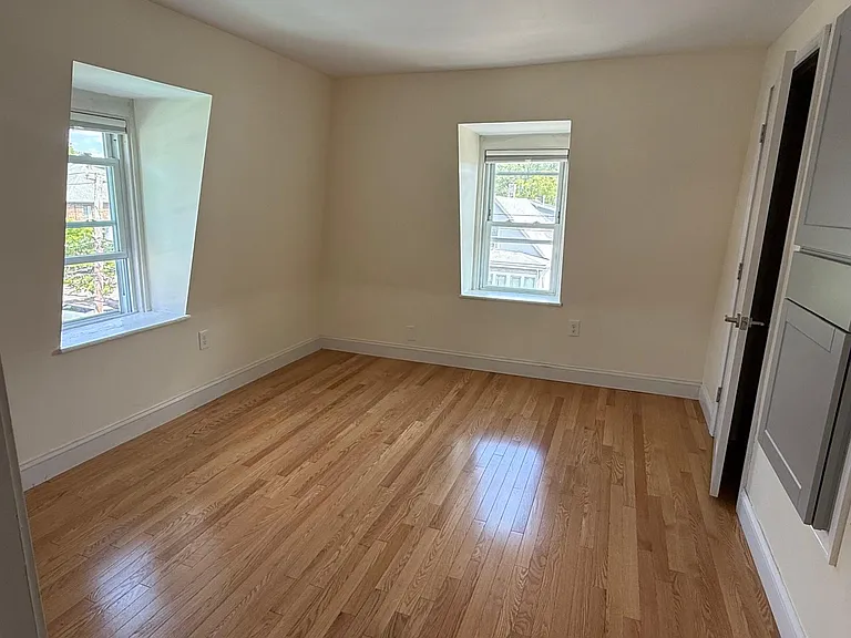 2nd bedroom, unfurnished