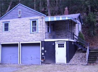 2697 Ginger Ln, Allison Park, PA 15101