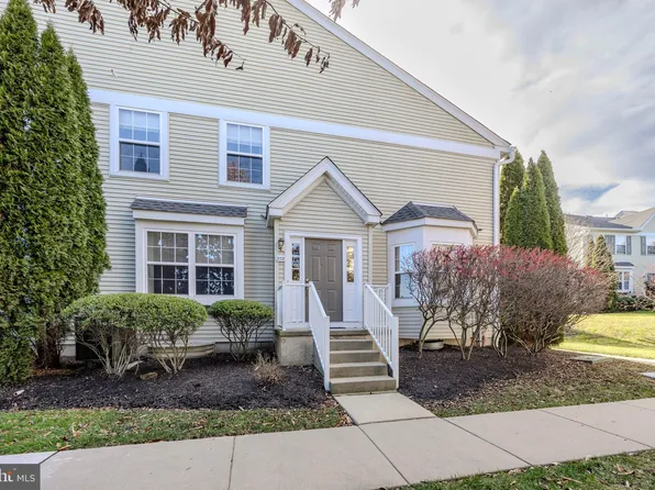 258 Flagstone Rd #4, Chester Springs, PA 19425