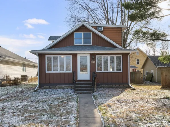 5108 6th Ave, Moline, IL 61265