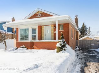 4867 Wick Dr, Oak Lawn, IL 60453