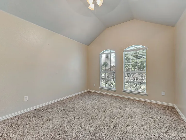 621 Tumbleweed Dr — Photo 8