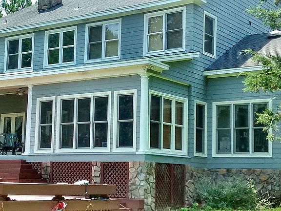 Back of House, angle