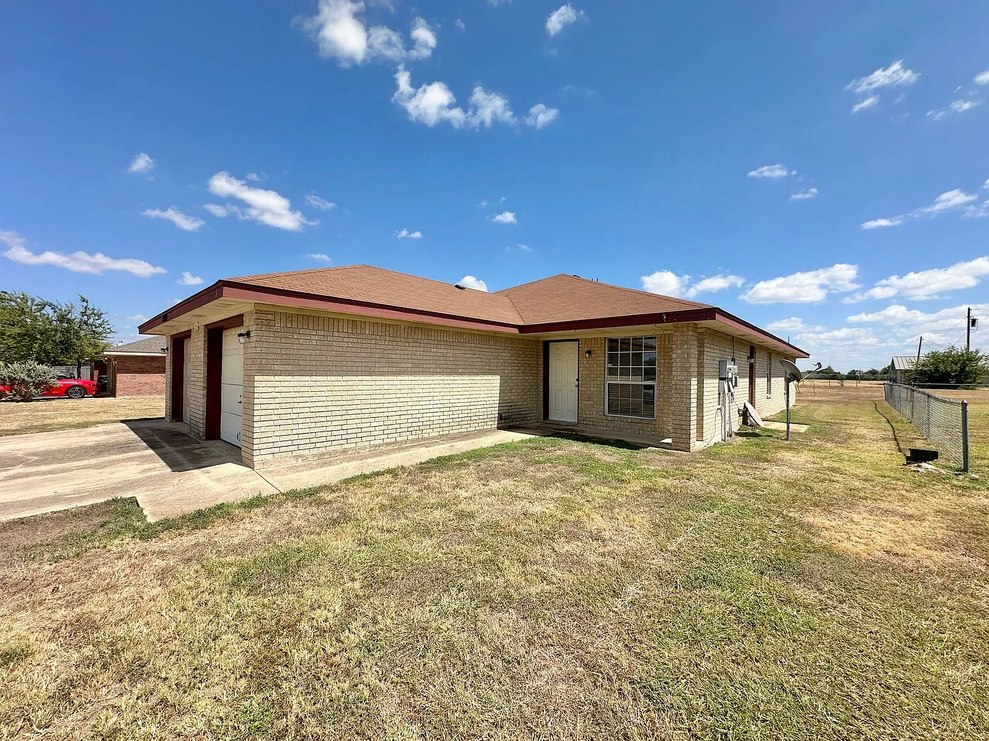 4600 Wade Drive — Photo 2