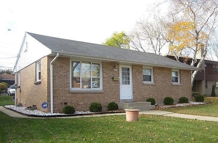 2nd image of 4737 N 78th Ct