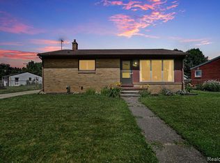 615 Lincoln St, Lapeer, MI 48446