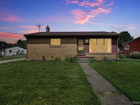 615 Lincoln St, Lapeer, MI 48446