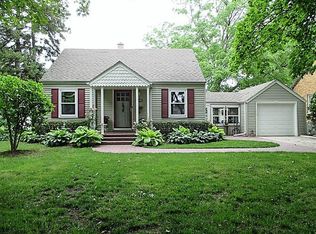 3540 S 48th St, Greenfield, WI 53220