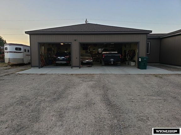 2nd image of 308 Washakie Dr