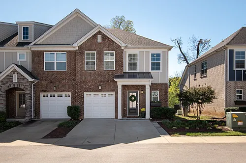 1022 Emery Bay Cir Photo 1