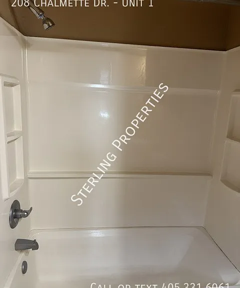 208 Chalmette Dr #1 — Photo 21