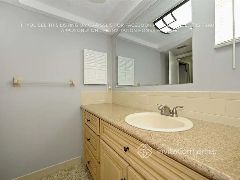 8701 Lincolnshire Dr — Photo 16