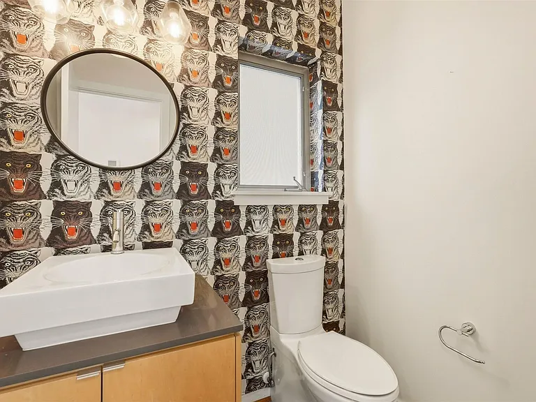 1823 Southmore Blvd — Photo 21