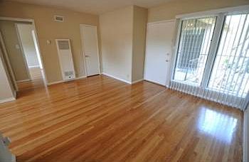 3rd image of 5103 Cahuenga Blvd APT 10
