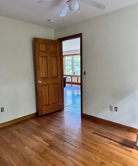118 Hubbard Rd — Photo 16