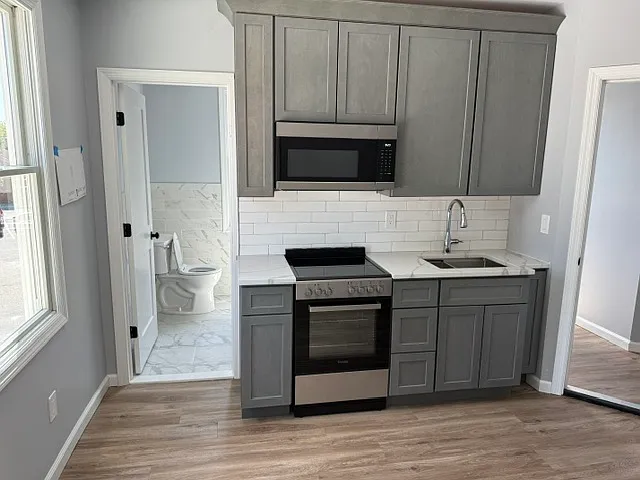 1 bed, 525 sqft, $2,400 — Photo 1