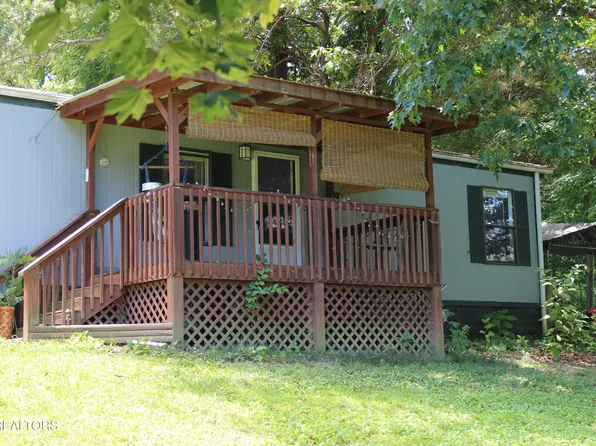 166 Andrew Ln, Jacksboro, TN 37757