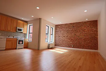 Rented by PMG Real Estate 