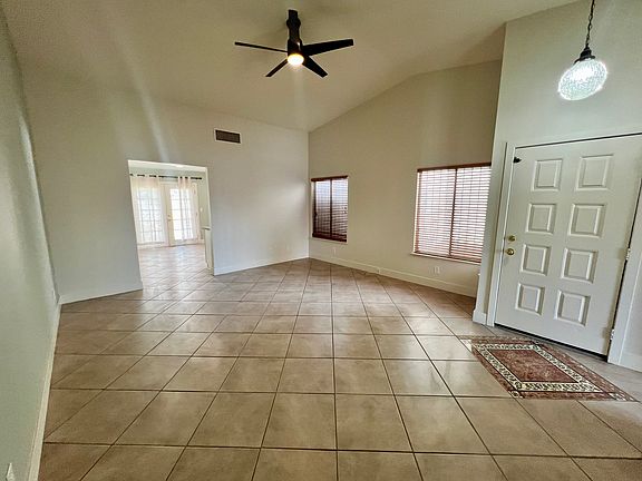 3rd image of 6724 Bremerton Cir