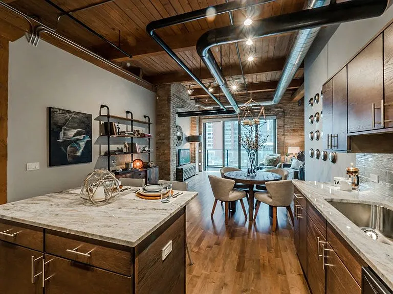 Lofts At River East — Photo 46