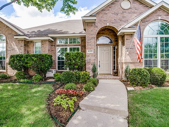 3rd image of 11390 Pagewynne Dr