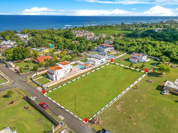 40 Calle Atlantico Urb Ocean Front, Vega Baja, PR 00693