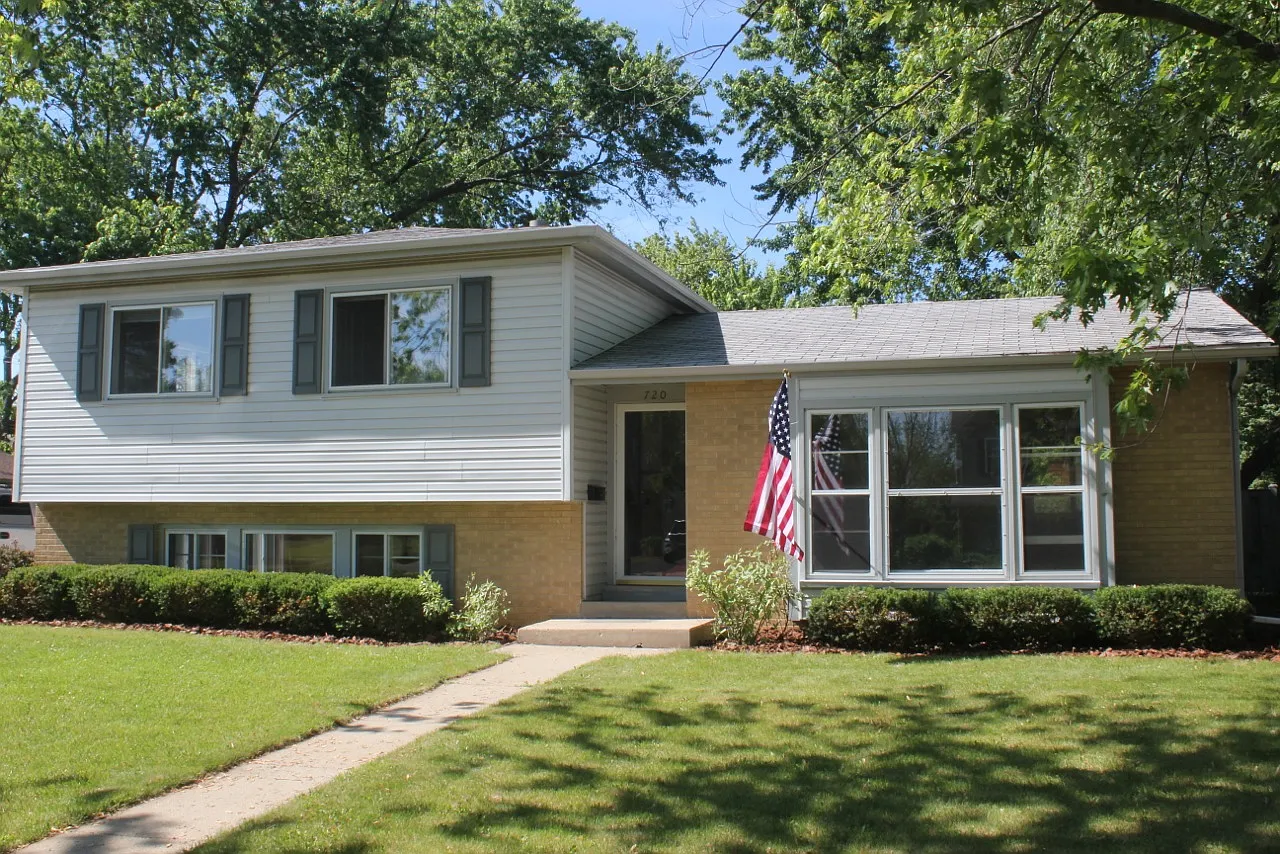 720 Lisa Rd photo 1