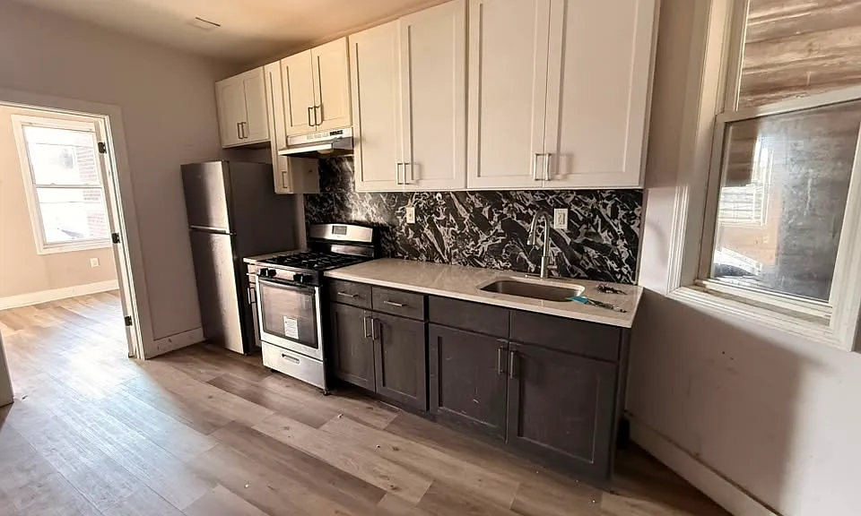 47 Logan Ave #39E