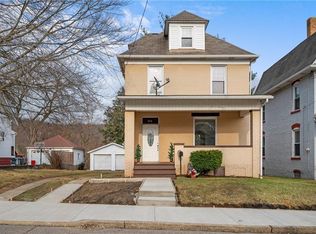 3714 2nd Ave, Beaver Falls, PA 15010