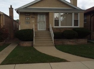 8043 S Mozart St, Chicago, IL 60652