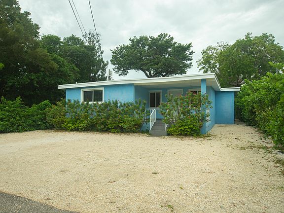 2nd image of 11 Judy Pl