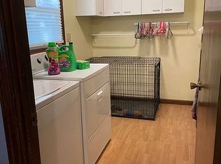 511 Prairie View Dr, Salem, IL 62881