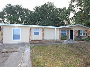 1067 E Hillock Dr, Jacksonville, FL 32221