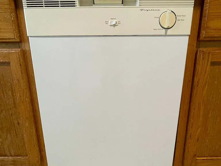 2530 Liberty St #3 — Photo 8
