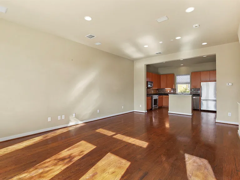 3800 Holland Ave #4 — Photo 17