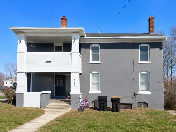 545 1/2 N Walnut Ave, Freeport, IL 61032